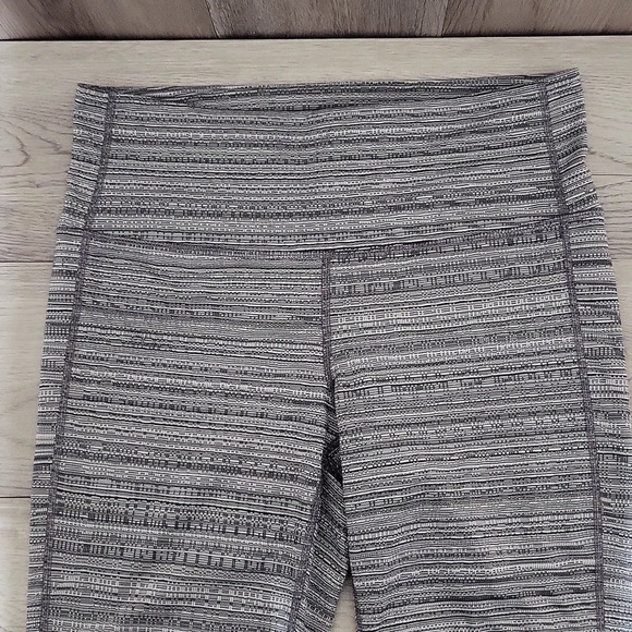 🛍Athleta Womens S Grey High Rise Jacquard Chaturanga Athletic Leggings Workout - Picture 6 of 8